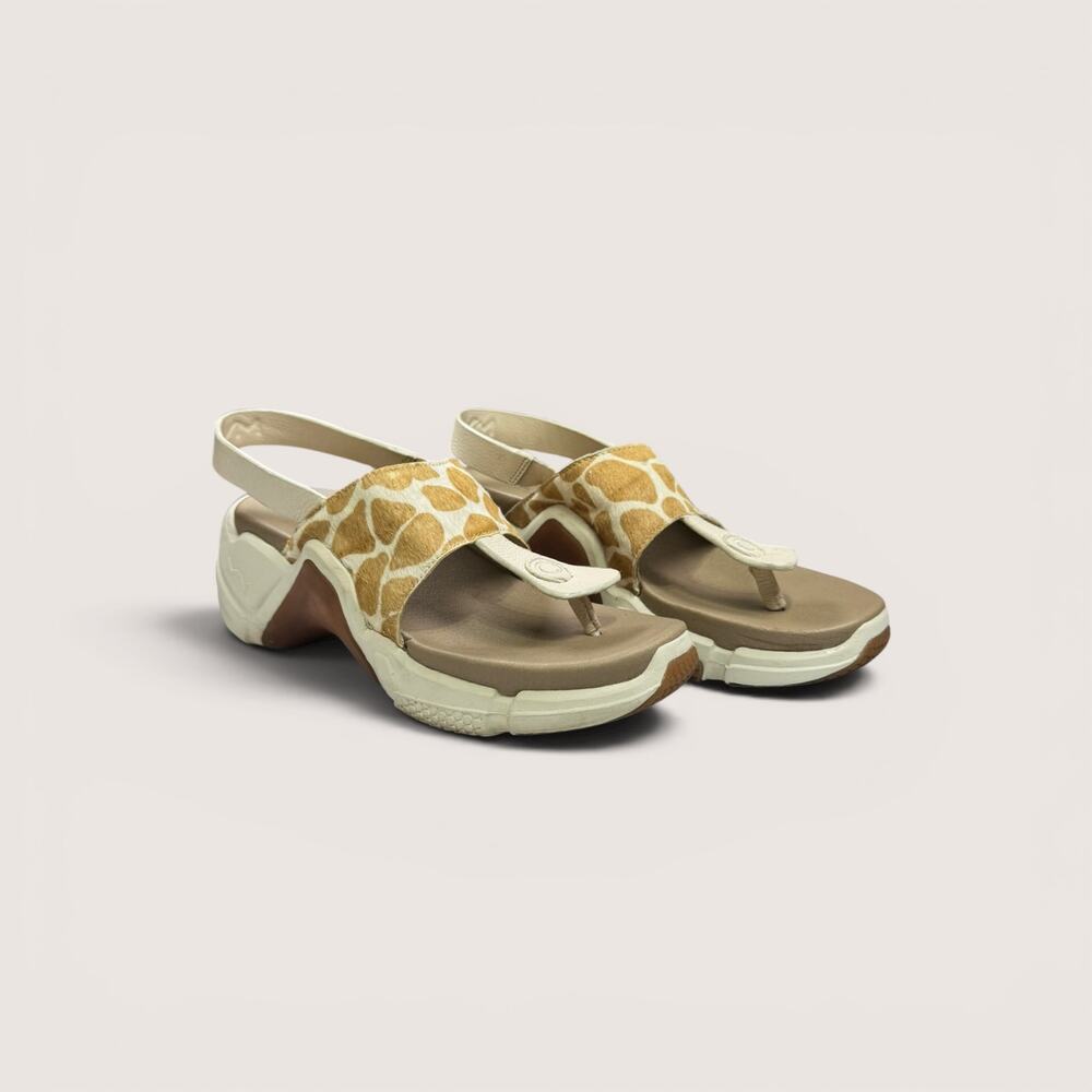 Mark Nason Women’s Neo Block Maggie Animal Print Sandals Size 8 Beige